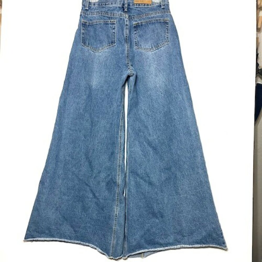 Classic High-Waist Wide-Leg Jeans - Blue
